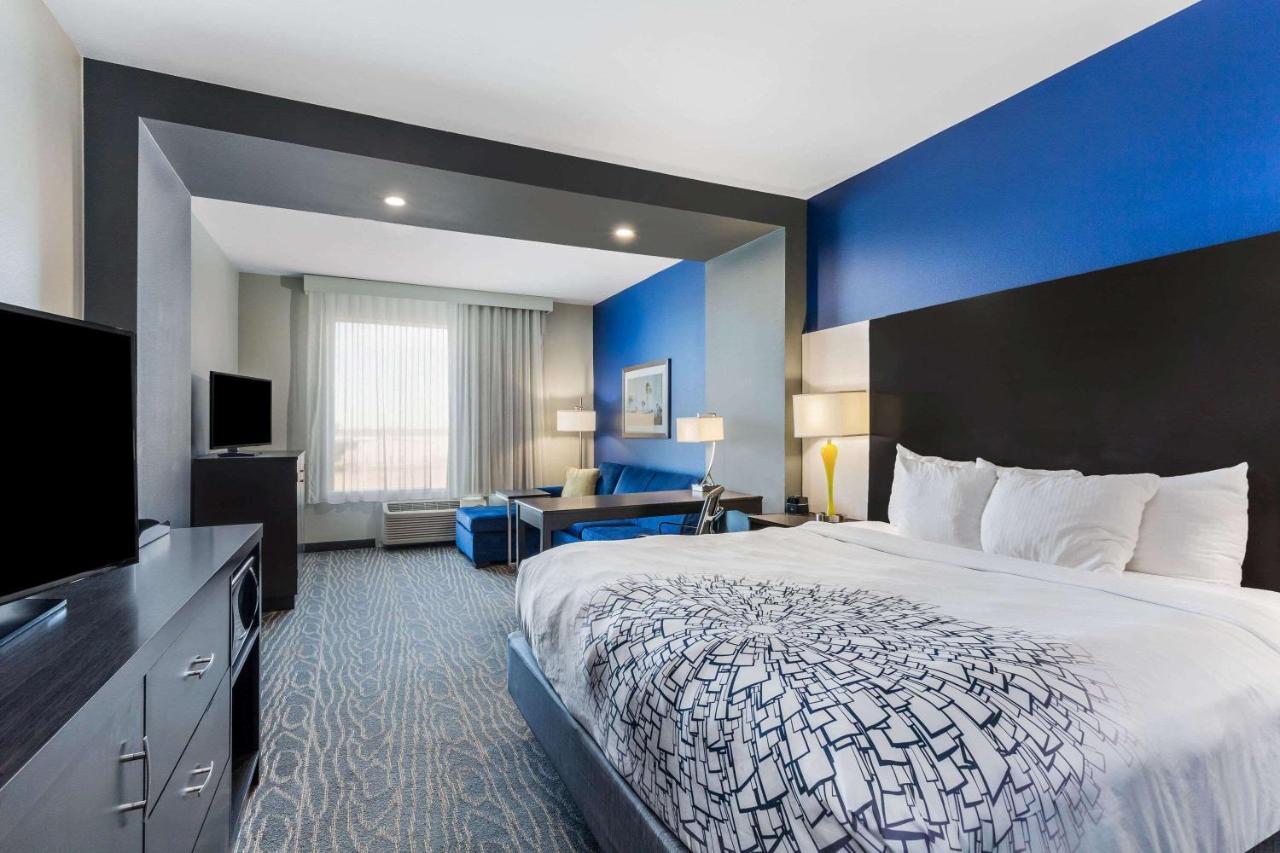 La Quinta By Wyndham Odessa North - Sienna Tower Hotel Exterior photo